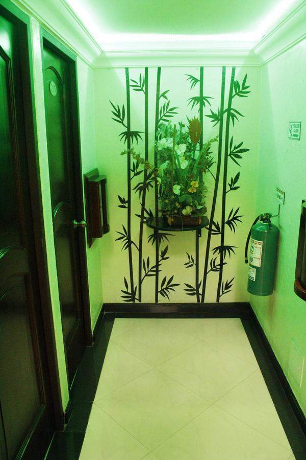 Motel Piramides De Cristal Bogota Exterior photo